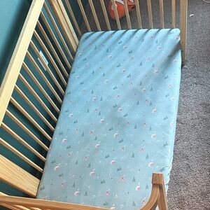 Kyte baby alpine village crib sheet